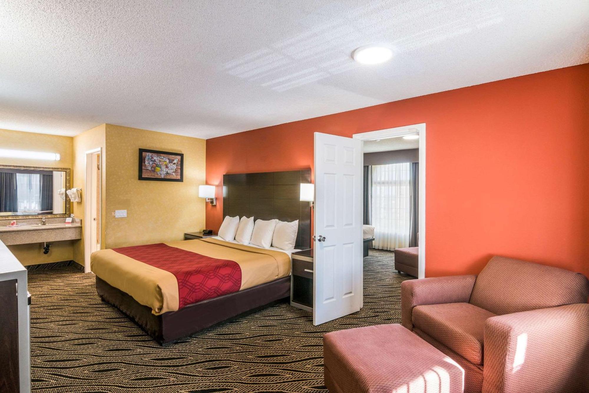 Econo Lodge Hesperia - Victorville I-15 Exterior photo