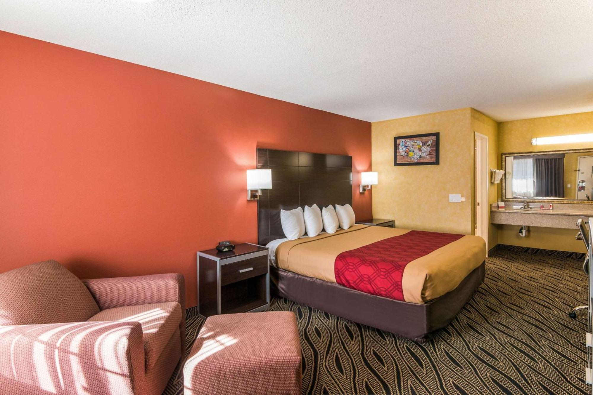 Econo Lodge Hesperia - Victorville I-15 Exterior photo