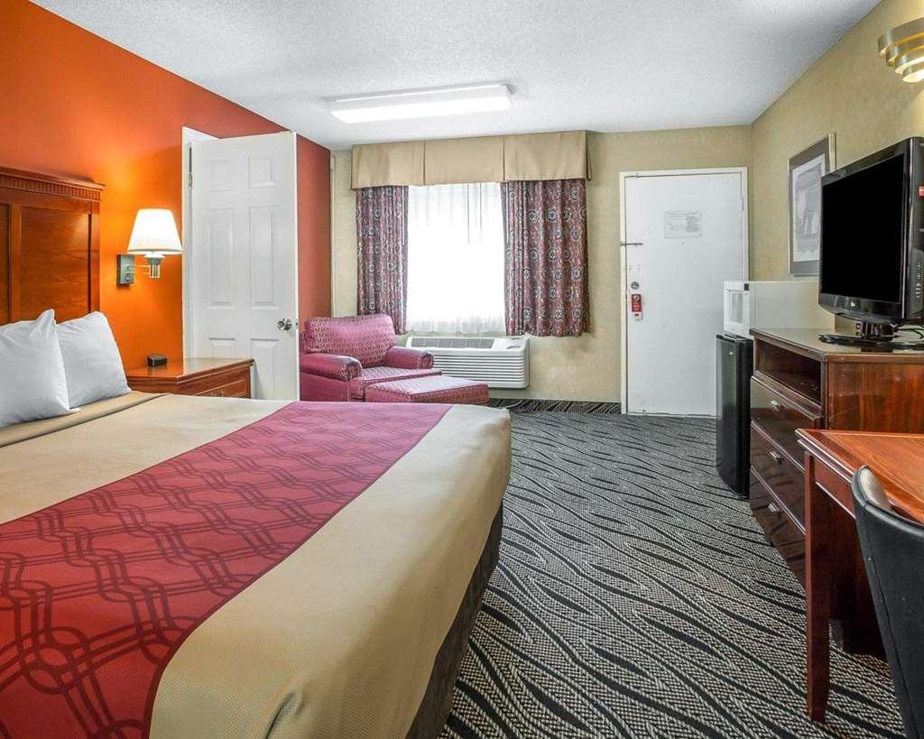 Econo Lodge Hesperia - Victorville I-15 Room photo