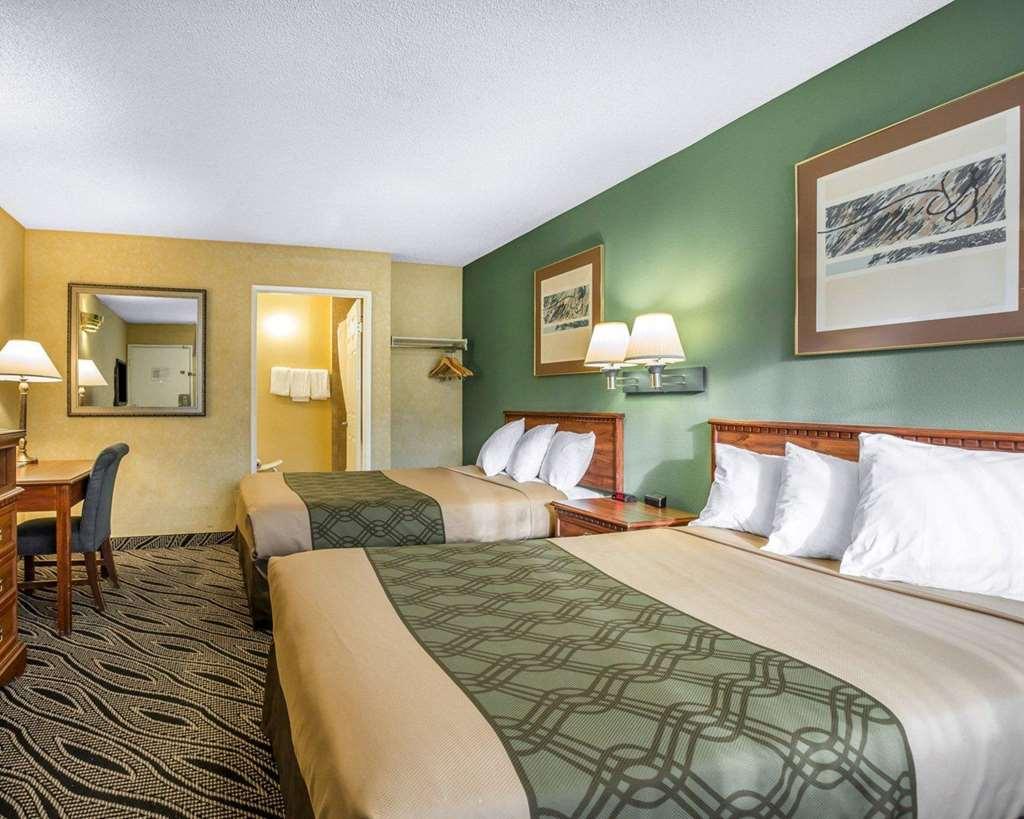Econo Lodge Hesperia - Victorville I-15 Room photo